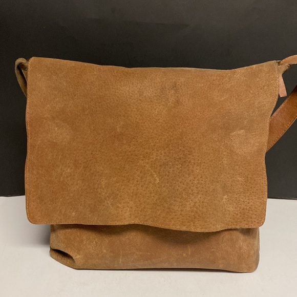 Mayko Suede Leather Crossbody Messenger Bag - Picture 3 of 17